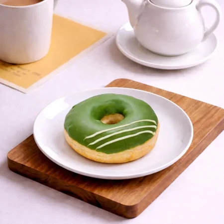 Donat matcha lembut Dea Bakery
